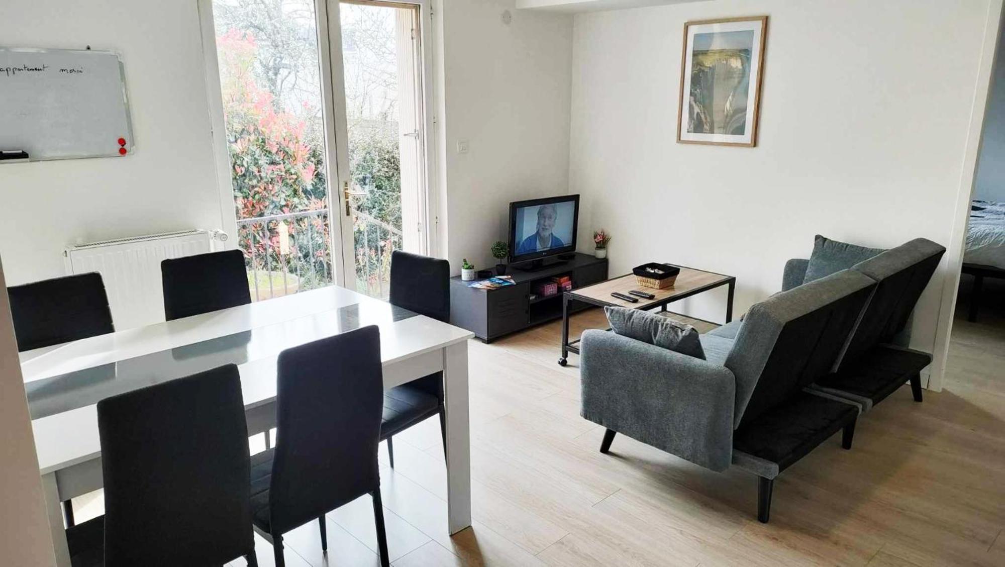 Appartement Cosy 2 Chambres Avec Jardin Les Ponts-de-Cé Esterno foto